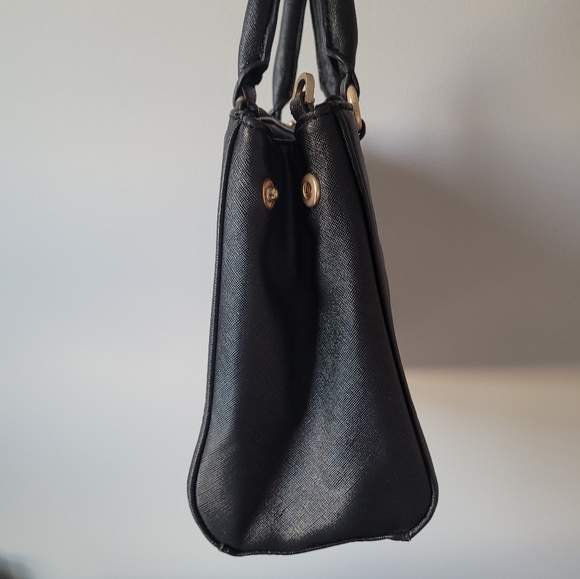 Black Gold Zip Saffiano Galleria Satchel Crossbody Top Handle Katie Judith Bag - Picture 6 of 12